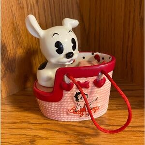 Betty boop salt and pepper shakers